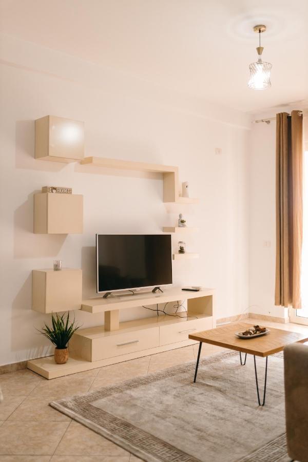 Rs Place 1-Bedroom Apartment Tirana Eksteriør billede